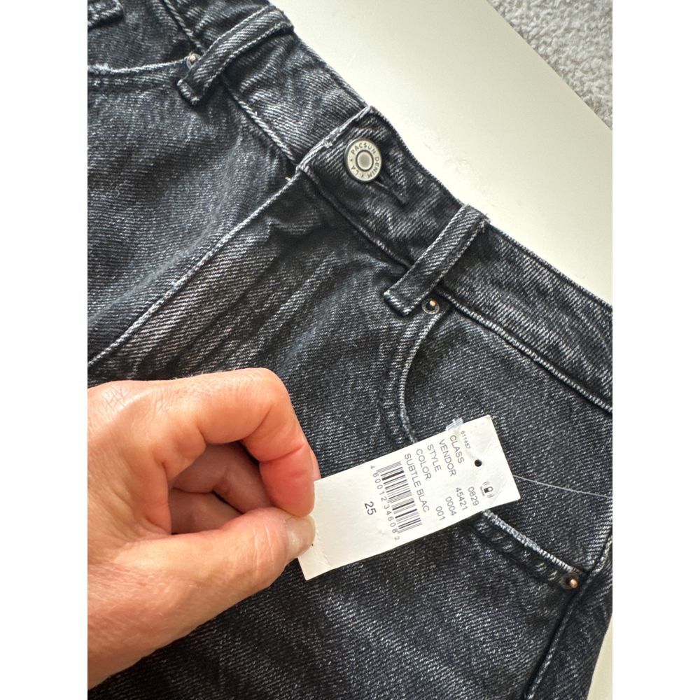 PacSun Washed Black Denim Mom Shorts‎ NWT - Picture 6 of 8